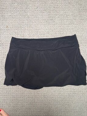 Lululemon black skirt